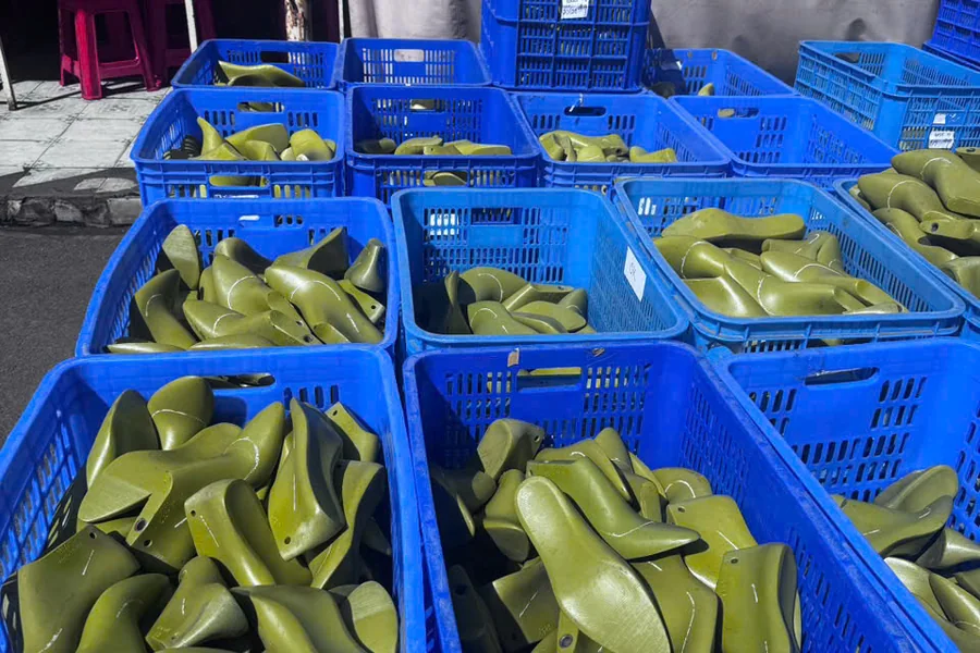 Thu mua giấy carton phế liệu tại kho và cửa hàng