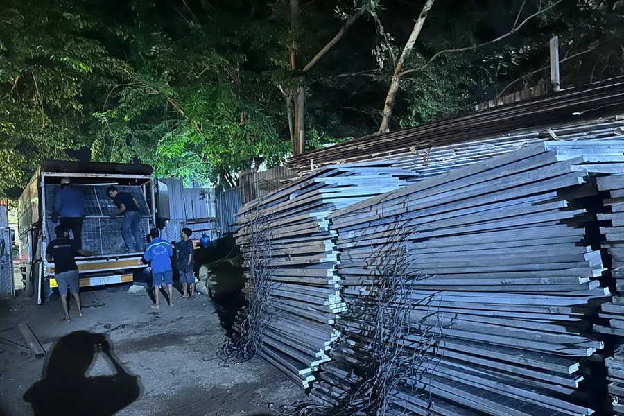 Thu mua sắt vụn công trình tận nơi